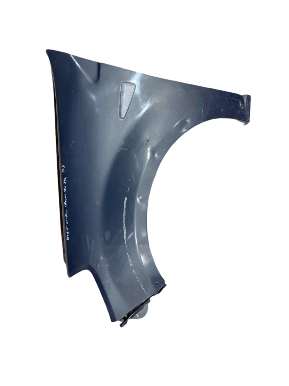 Guardabarro delantero izquierdo 